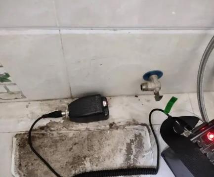如东屋顶漏水维修公司分享下卫生间漏水的危害及解决方法